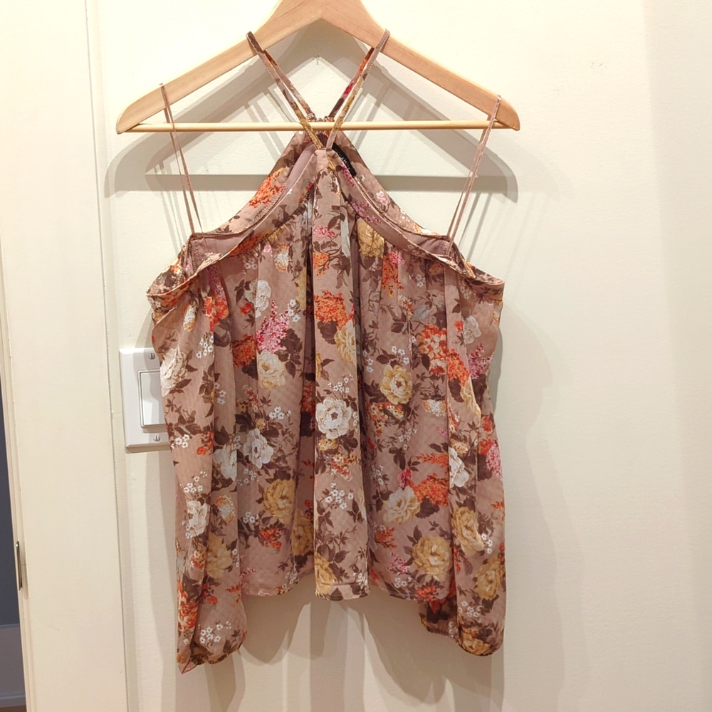 Floral top